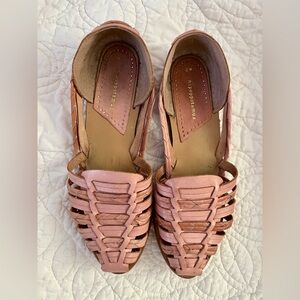 Huarache-Style Woven Leather Sandals - Pink